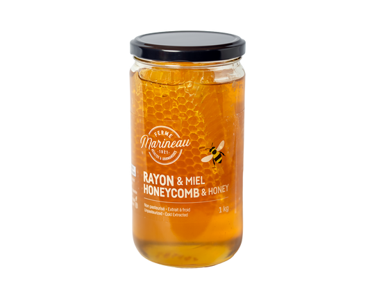 Pot de miel avec rayon